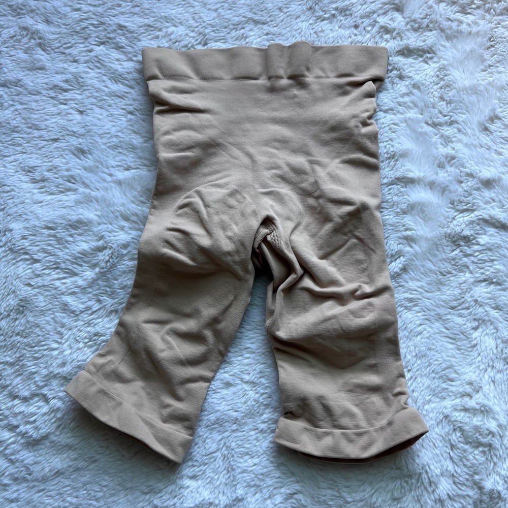 SKIMS Women's Seamless Sculpt Mid Thigh Short Sand Beige XXS/XS SH-MTS-0502 NWOT